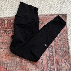 Alo yoga leggings *read description*